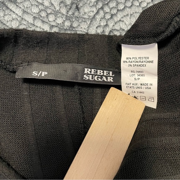 Black buttoned down Dress - Picture 6 of 8